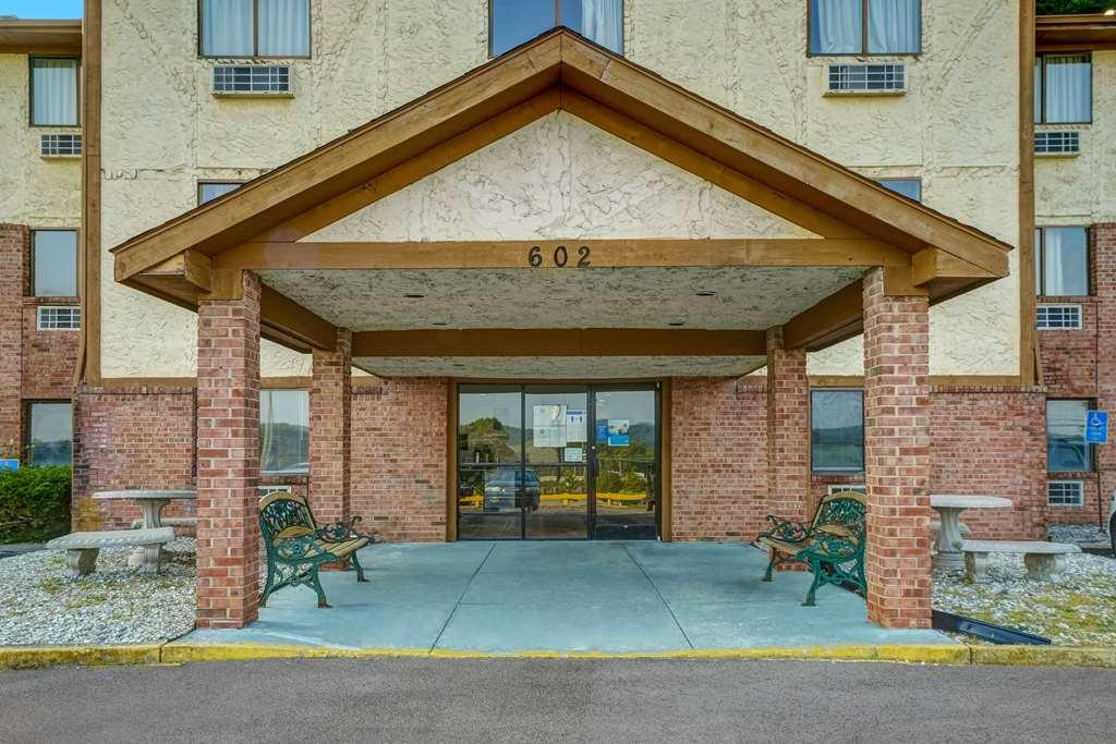 Motel 6 مورهيد المظهر الخارجي الصورة