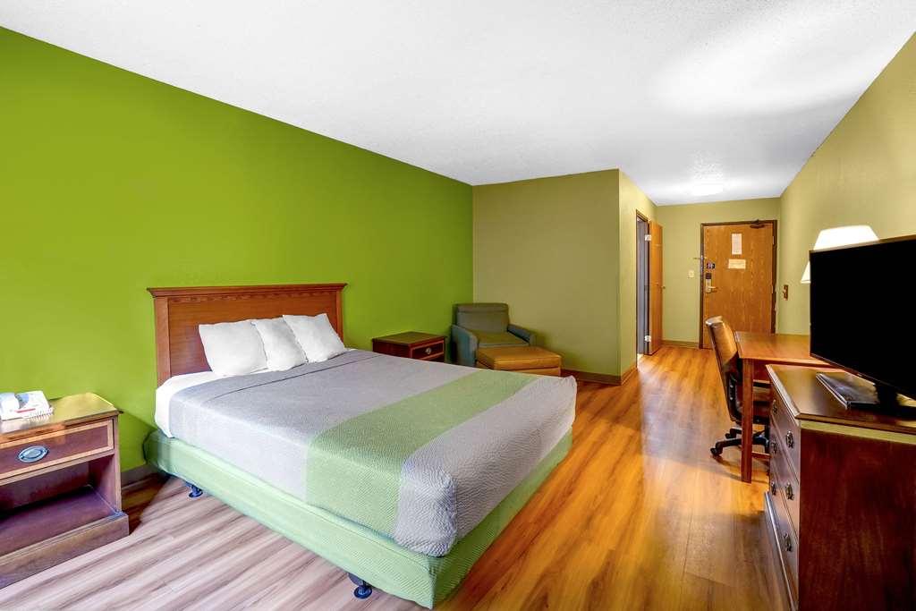 Motel 6 مورهيد الغرفة الصورة
