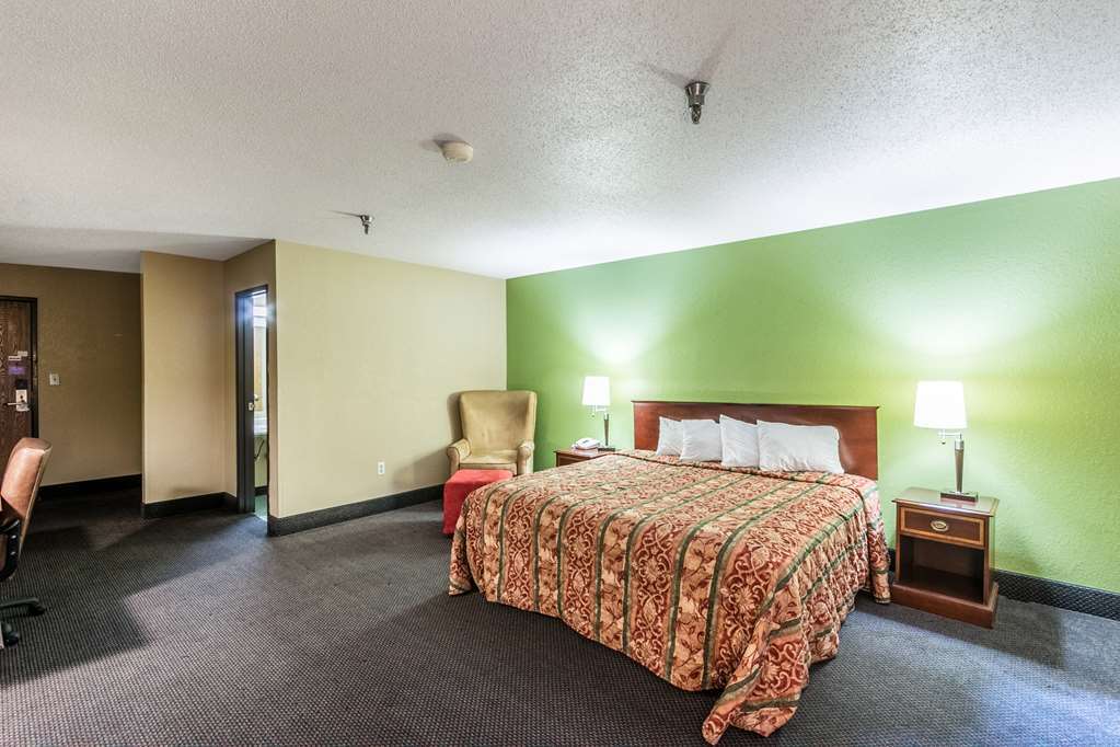 Motel 6 مورهيد الغرفة الصورة